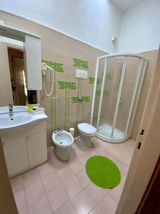 Casa Vacanze Gabbianella Villa Con Giardino Lungolago Maderno トスコラーノ・マデルノ エクステリア 写真