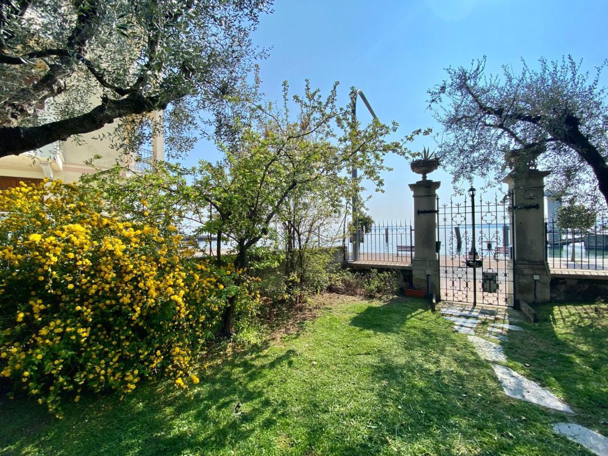 Casa Vacanze Gabbianella Villa Con Giardino Lungolago Maderno トスコラーノ・マデルノ エクステリア 写真