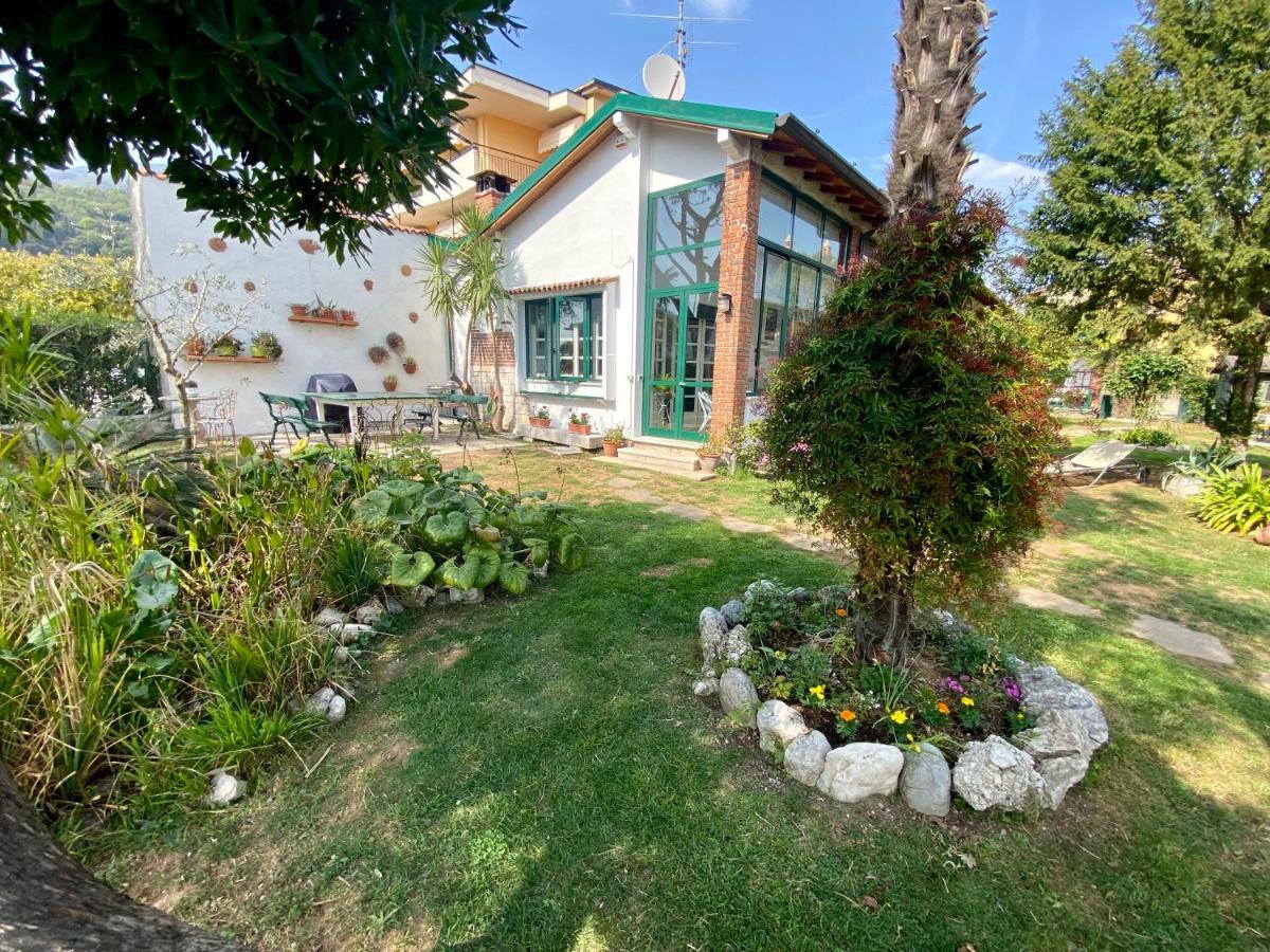 Casa Vacanze Gabbianella Villa Con Giardino Lungolago Maderno トスコラーノ・マデルノ エクステリア 写真